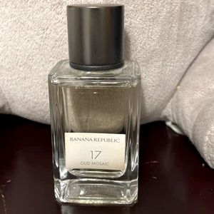 Banana Republic Oud Mosaic